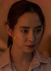 韩国经典悬疑片，女儿被选做圣女，男主不顺从就得领盒饭