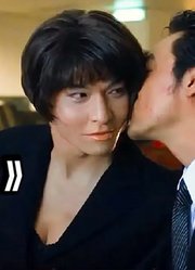 刘德华男扮女装，和刘青云扮起情侶，全片解说香港警匪片《暗战》