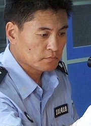 三人惨死家中，知道凶手的DNA和长相，却被技术限制抓不到人