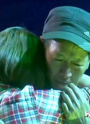 不同城市打工父女，相聚妈妈咪呀舞台，现场拥抱引人泪崩