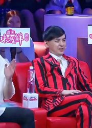 文松动感演绎《路灯下的小姑娘》，舞姿引爆舞台，观众尖叫不断