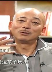杰克逊花费巨资打造了一个庄园，他说：这里，有我童年想要的一切
