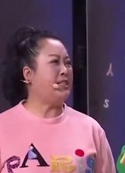 小品《买彩票》，好不容易卖的彩票中奖了，结果中的却是上一期