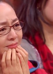 巴图王博谷献唱《你是我的家》，宋丹丹在台下潸然泪下，感动全场