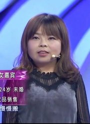 袖珍女孩身世坎坷，出生两个月就被抛弃，经历感动众人