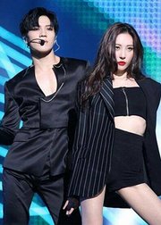 KPOP男女爱豆精彩的合作舞台