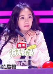 华裔女孩深情演唱，干净嗓音让人极度舒适，听得想去单曲循环！