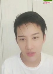 160915一直播卢卓小灿捕捉一枚可爱的男孩纸