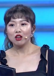 24岁女孩自称爱跳舞，涂磊让她现场跳，女孩却又害羞了！