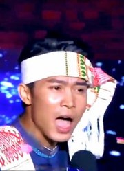中国情歌汇：孙彪雨中深情献歌，这首《滴滴哒》太美了！