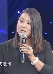 王茜华老师：我跟沈航就是我嫁给了爱情，表情温柔满满的都是幸福