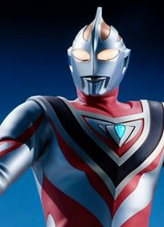 平成三角，不是迪迦戴拿看不起，而是盖亚更有性价比