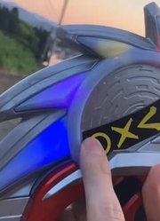 盘点五个粉丝模仿，奥特曼变身名场面，帅哥用欧布圆环变盖亚