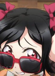 外表和年龄不符合的偶像极具反差萌的矢泽妮可