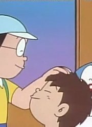 家里的小孩最近迷上了《哆啦A梦》大雄的弟弟小雄？上，还拉着爸妈一起看