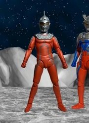 赛文带着儿子营救大哥佐菲，没想到引出一个大家伙