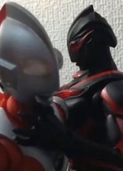 黑暗扎基发了狂，初代奥特曼来收拾他