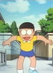 家里的小孩最近迷上了《哆啦A梦》老虎的尾巴，还拉着爸妈一起看