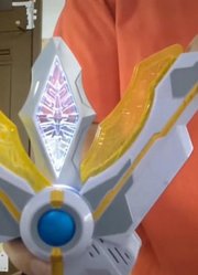 盘点粉丝模仿，两个奥特曼变身名场面，利布特的动作很专业