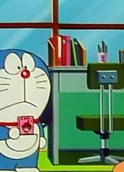 家里的小孩最近迷上了《哆啦A梦》复制蛋，还拉着爸妈一起看