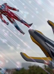 盘点粉丝模仿，两个奥特曼变身名场面，银河出场最帅