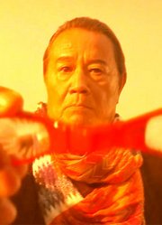 伽古拉将黑暗圆环丢进异空间，赛文奥特曼客串救场