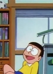 我和奶奶说，学校里的好朋友都爱看《哆啦A梦》大雄是孩子王上