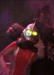 奥特曼舞台剧：安培拉星人重返光之国，尊皇捷德都敌不过他