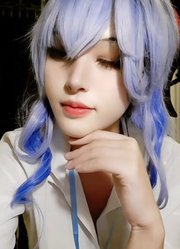 甘雨COS：一点怼脸拍