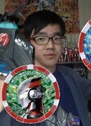 盘点粉丝模仿，四个奥特曼变身名场面，红凯把雪糕棍放进欧布圆环