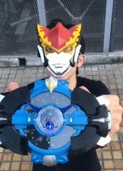 盘点粉丝模仿，四个奥特曼变身名场面，原生欧布最潇洒