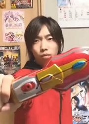 盘点粉丝模仿，三个奥特曼变身名场面，盖亚的嗓门最大