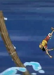 精彩！路飞抄起木头就和三个海军上将打了起来