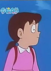 小公主一回家就老看《哆啦A梦》写什么是什么的牌子上，游戏都不玩了