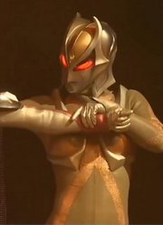 卡蜜拉吃醋，轻松压制格丽乔，迪迦变成闪耀形态才反败为胜