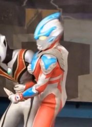 奥特曼舞台剧：迪迦遭到暗算，银河和维克特利帮他夺回能量