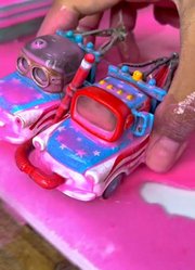 迪士尼皮克斯汽车拆箱评论_闪电女王，萨莉·卡雷拉，克鲁兹