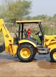 拖拉机事故河拔