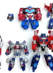 不同的变形金刚擎天柱形成耐克鞋熊移动机器人