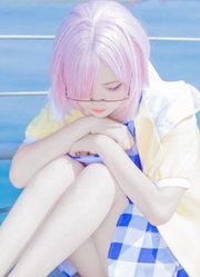 当她抬起头的时候，我恋爱了！