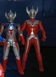 赛罗和泰罗先灭掉金古桥，接着打进巴尔坦老巢，找上他们的长老