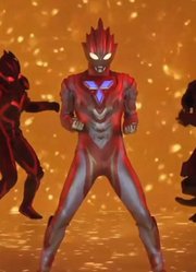 奥特曼舞台剧：闪耀特利迦先灭掉黑暗扎基，再战小金人