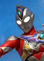 盘点粉丝模仿，六个德凯奥特曼变身名场面，其中还有一个小姐姐