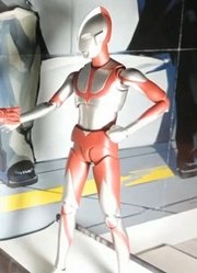 绿魔偷袭蜘蛛侠，新奥特曼出手对付他