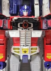 从拖车变成帅气的机器人！！玩非正式MPP10擎天柱