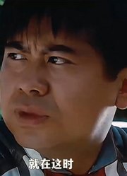 男人为了日后变成一只怪兽，竟徒手去触摸病毒