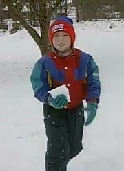 小皇帝一回家就老看《天线宝宝》SnowyDay，游戏都不玩了