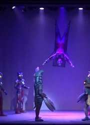 奥特曼舞台剧：杰克被绑十字架，初代和赛文带着后辈们来救弟弟