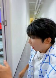 可怜的小狗#二次元
