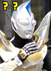 有谁能告诉我，这是铠甲勇士还是奥特曼，傻傻分不清